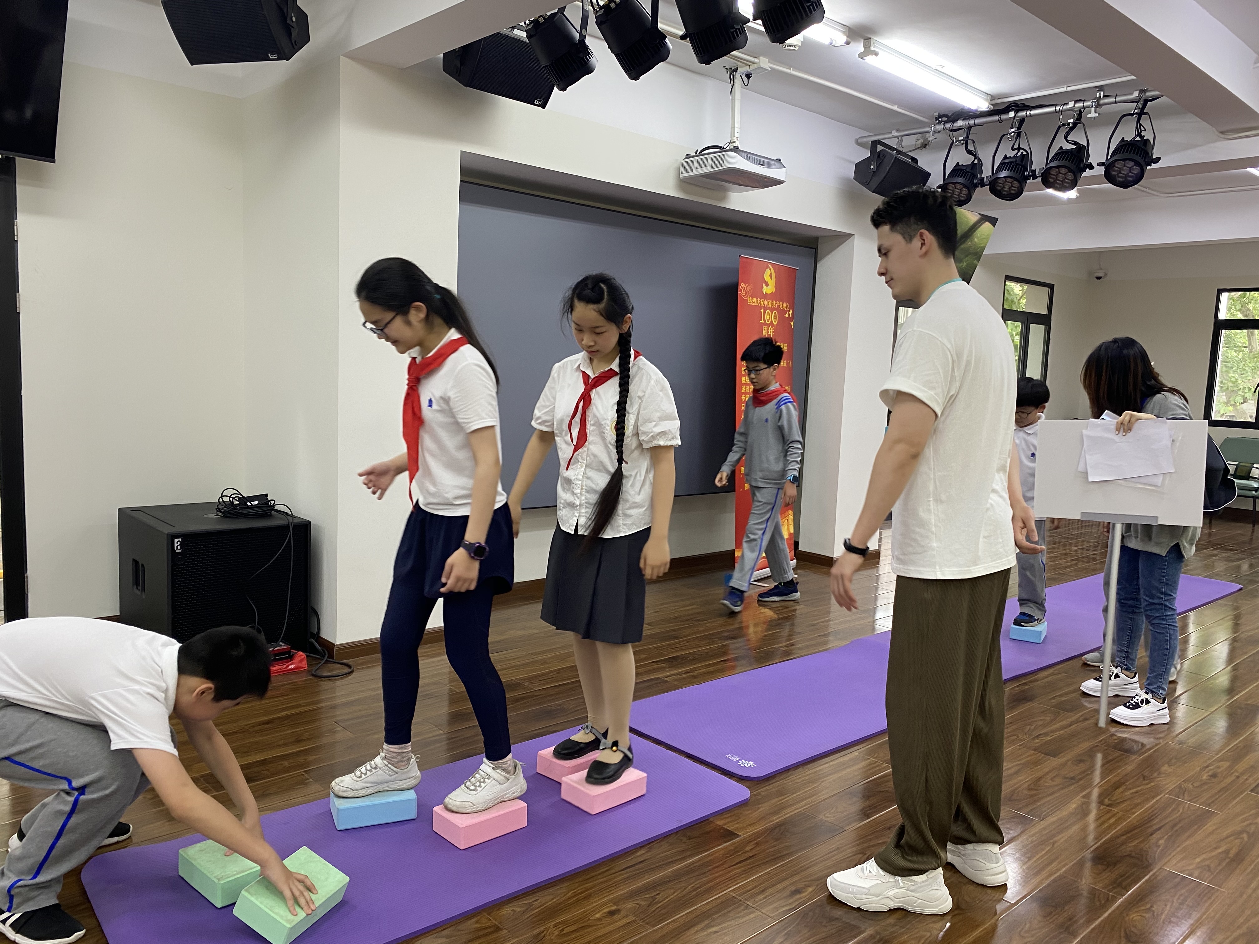 II-4-13 重走长征路,初心牢记住 II-4-13 重走长征路,初心牢记住