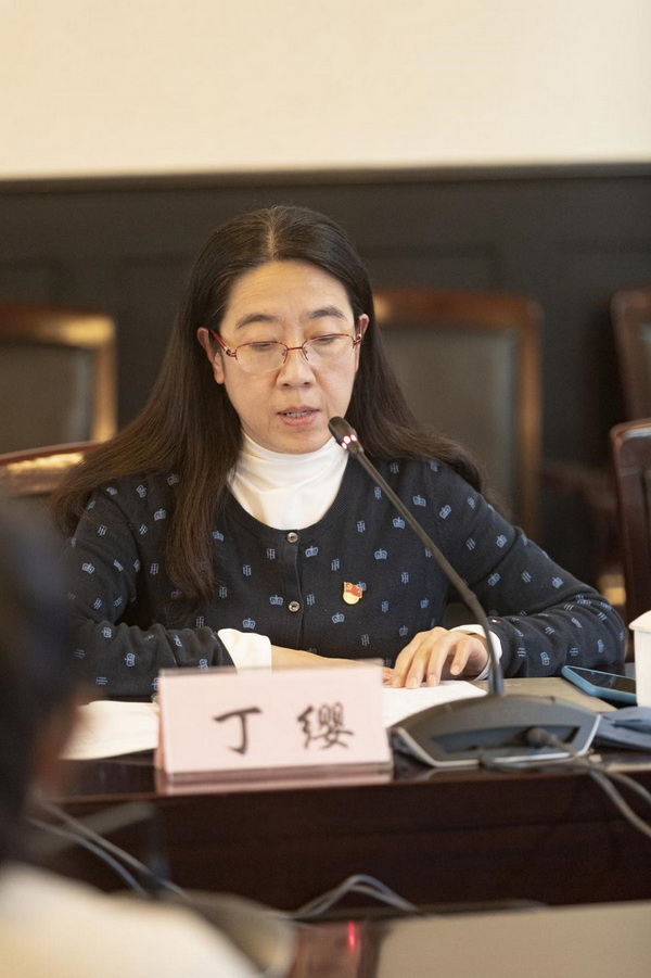 意昂5附中召开学习贯彻党的二十大会议精神学习会 意昂5附中召开学习贯彻党的二十大会议精神学习会