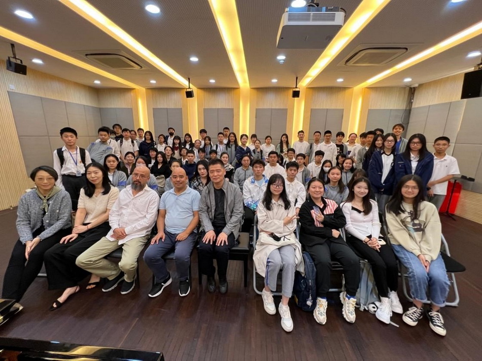 《基础和声的学习与实践》——姜之国教授讲座简讯 《基础和声的学习与实践》——姜之国教授讲座简讯