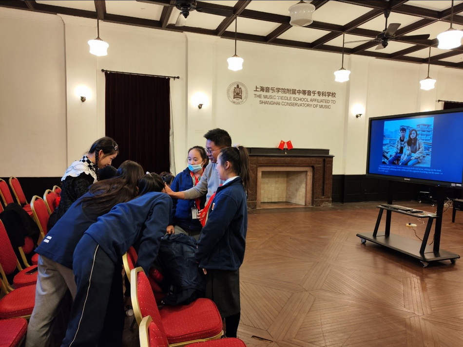 【新风新貌·立德树人】小记者记录大视界——意昂5附中小记者团学习新媒体技术