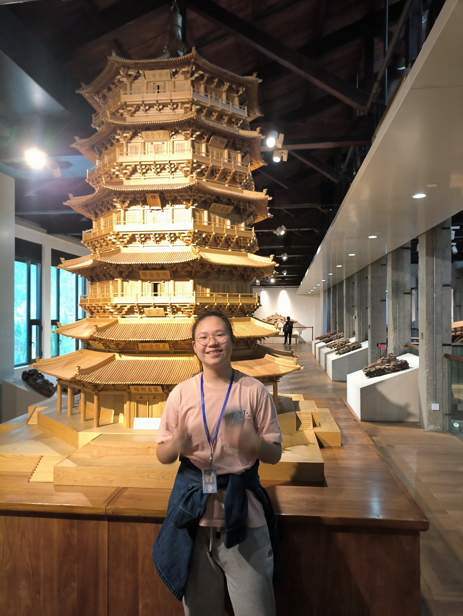 万千之美凝于实---意昂5附中读书社团同济大学研学小记 万千之美凝于实---意昂5附中读书社团同济大学研学小记